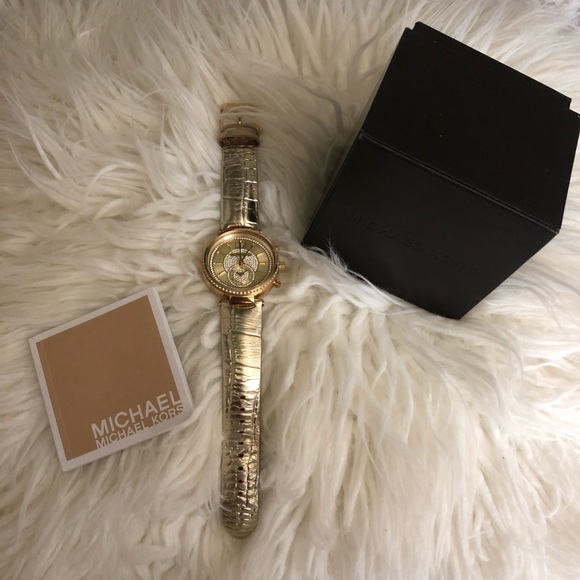 Michael Kors Accessories - Gold Michael Kors watch